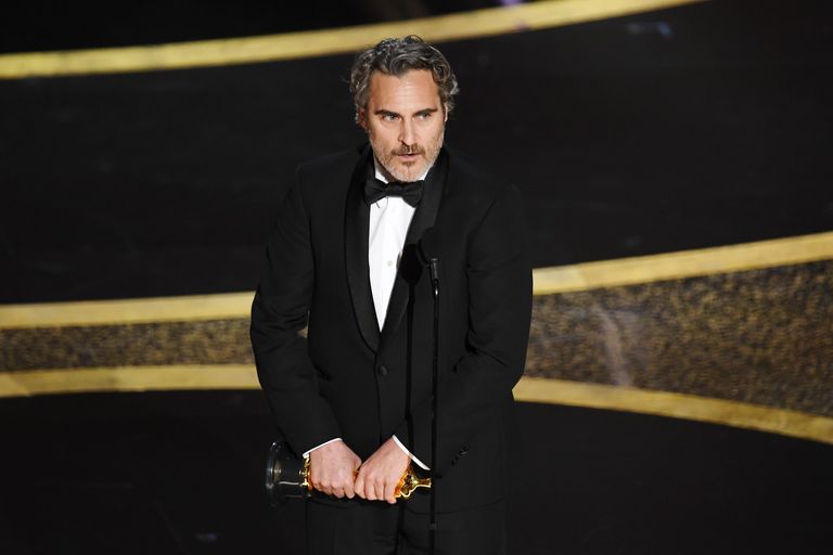 joaquin-phoenix-accepts-the-actor-in-a-leading-role-award-news-photo-1581318729.jpg