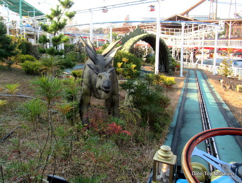 よみうりランドに登場したジュラシックカーの恐竜
