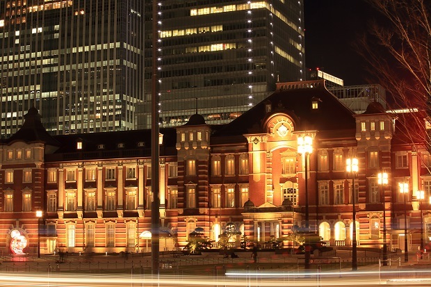 東京駅　夜景　丸の内