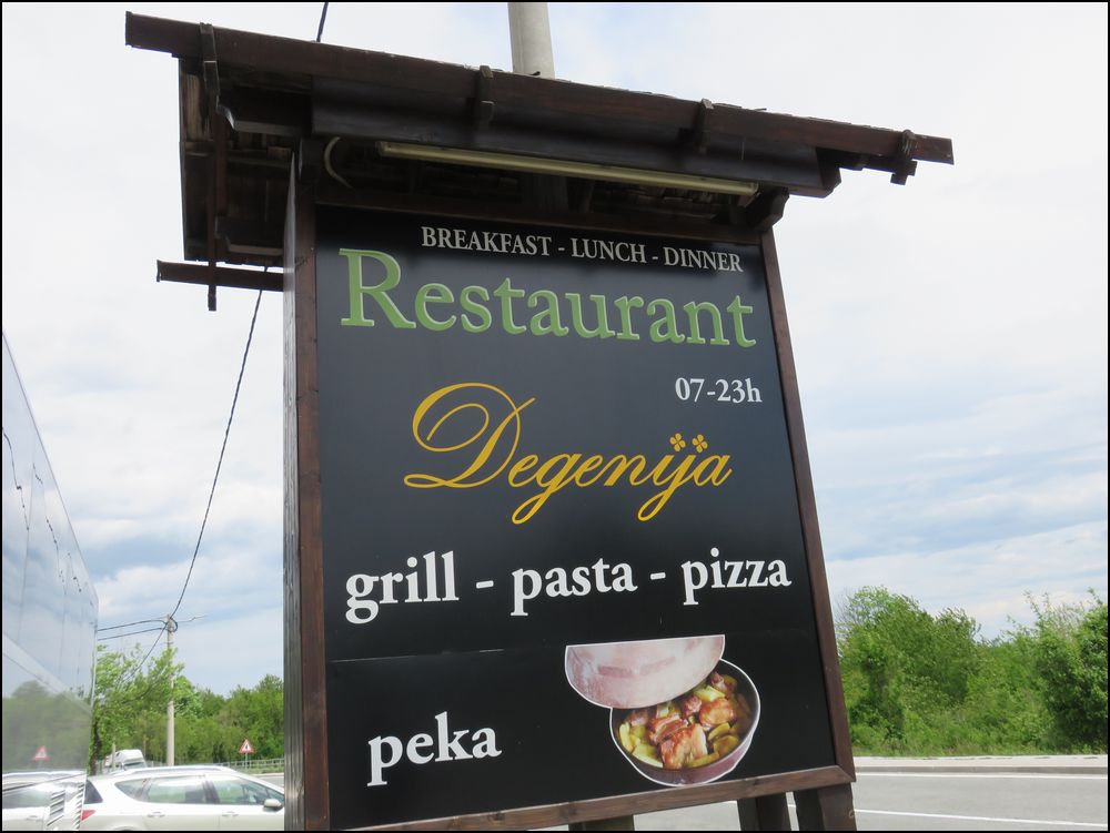 32） Restaurant デゲニア（Degenija）@クロアチア伝統料理ペカ
