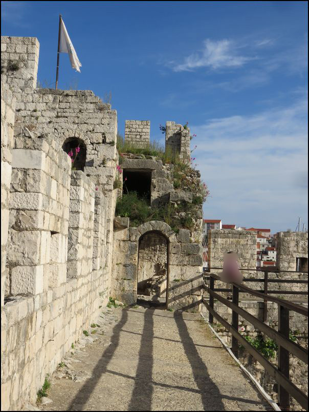 33)トロギール/クロアチア＠城壁に囲まれた島の町