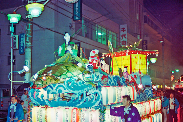 昭和58年（1983年）　第36回秦野たばこ祭　竿灯パレード3