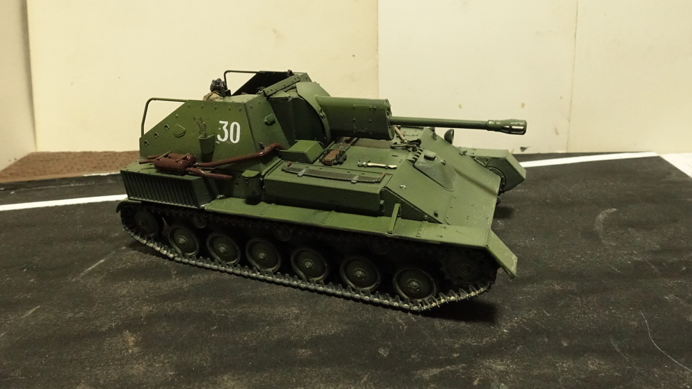 タミヤのミリタリーミニチュアシリーズ  No.348 ソ連軍 SU-76M自走砲車 戦車兵 その１